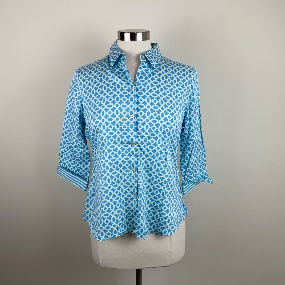 Foxcroft Blue Geometric Collared Button Up Blouse Top Women 8 Petite Shaped